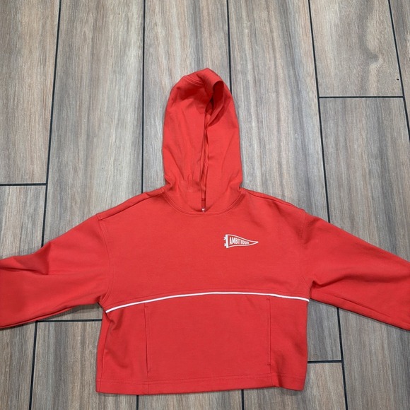 Old Navy Other - Old Navy Girls Dynamic Fleece Cropped Graphic Hoodie  Size M 8